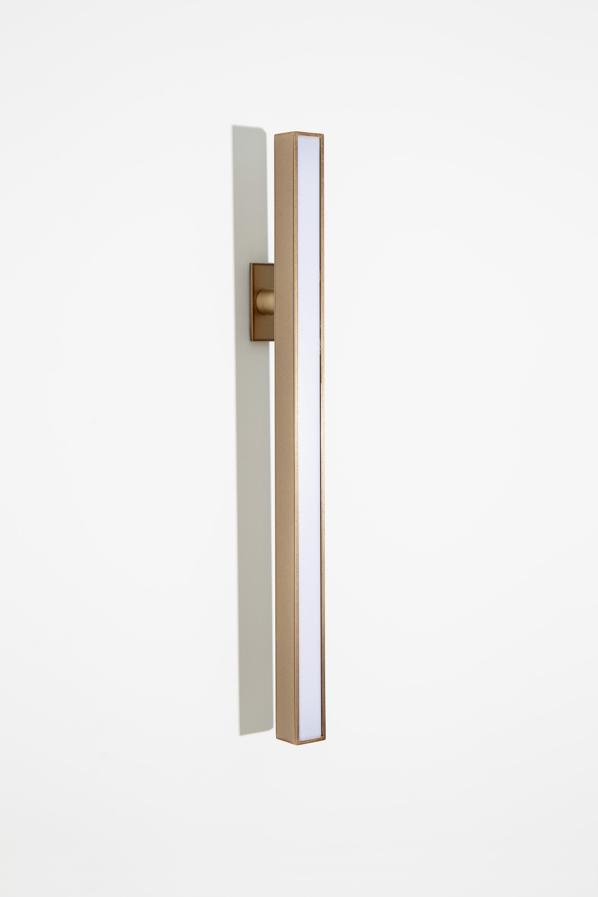 Lateral Wall Light