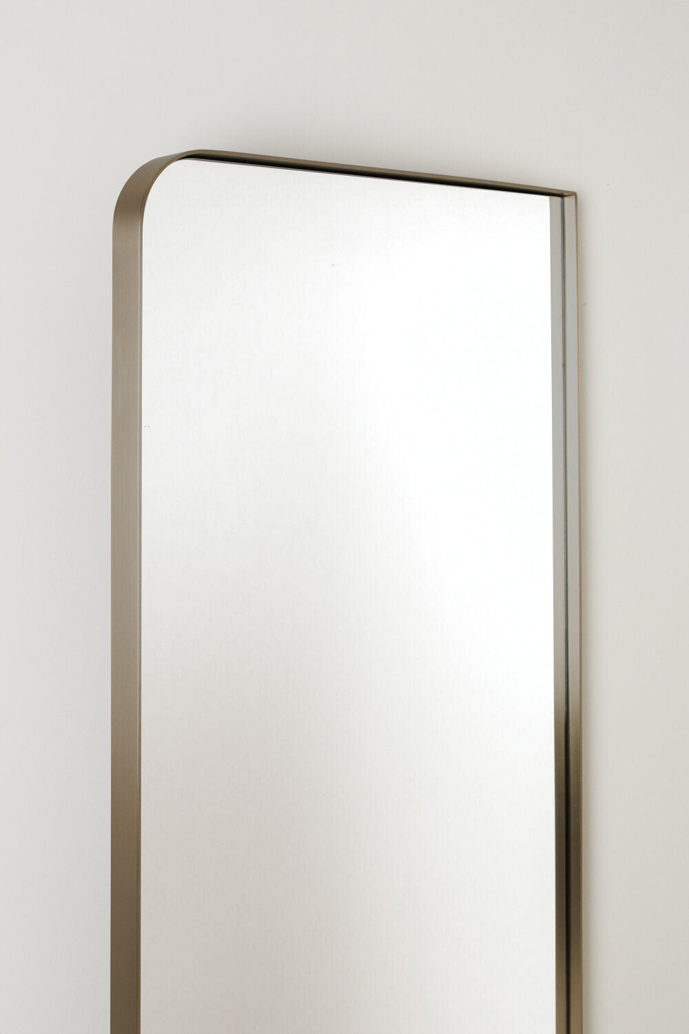 Oblique Mirror