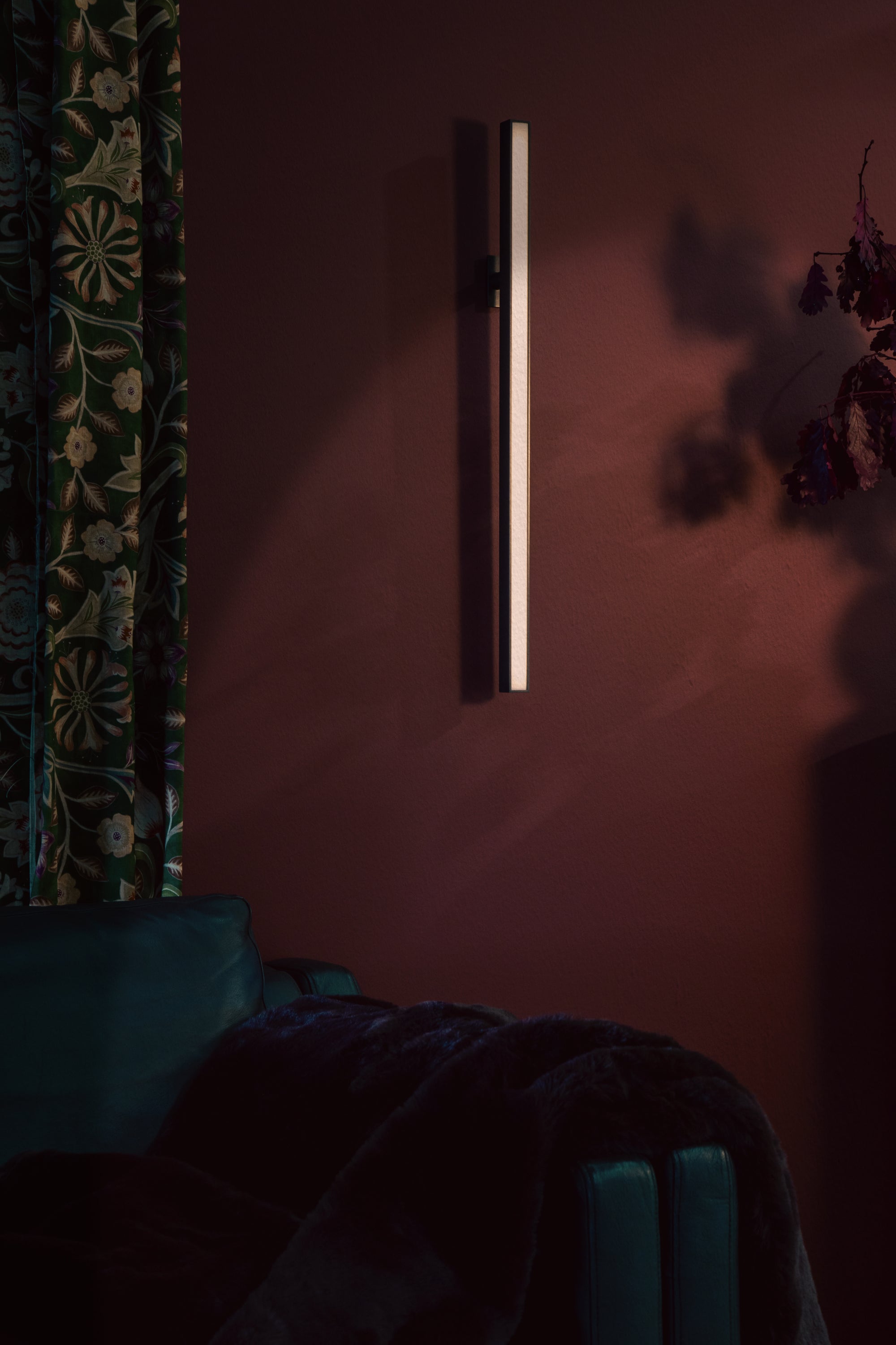 Lateral Wall Light
