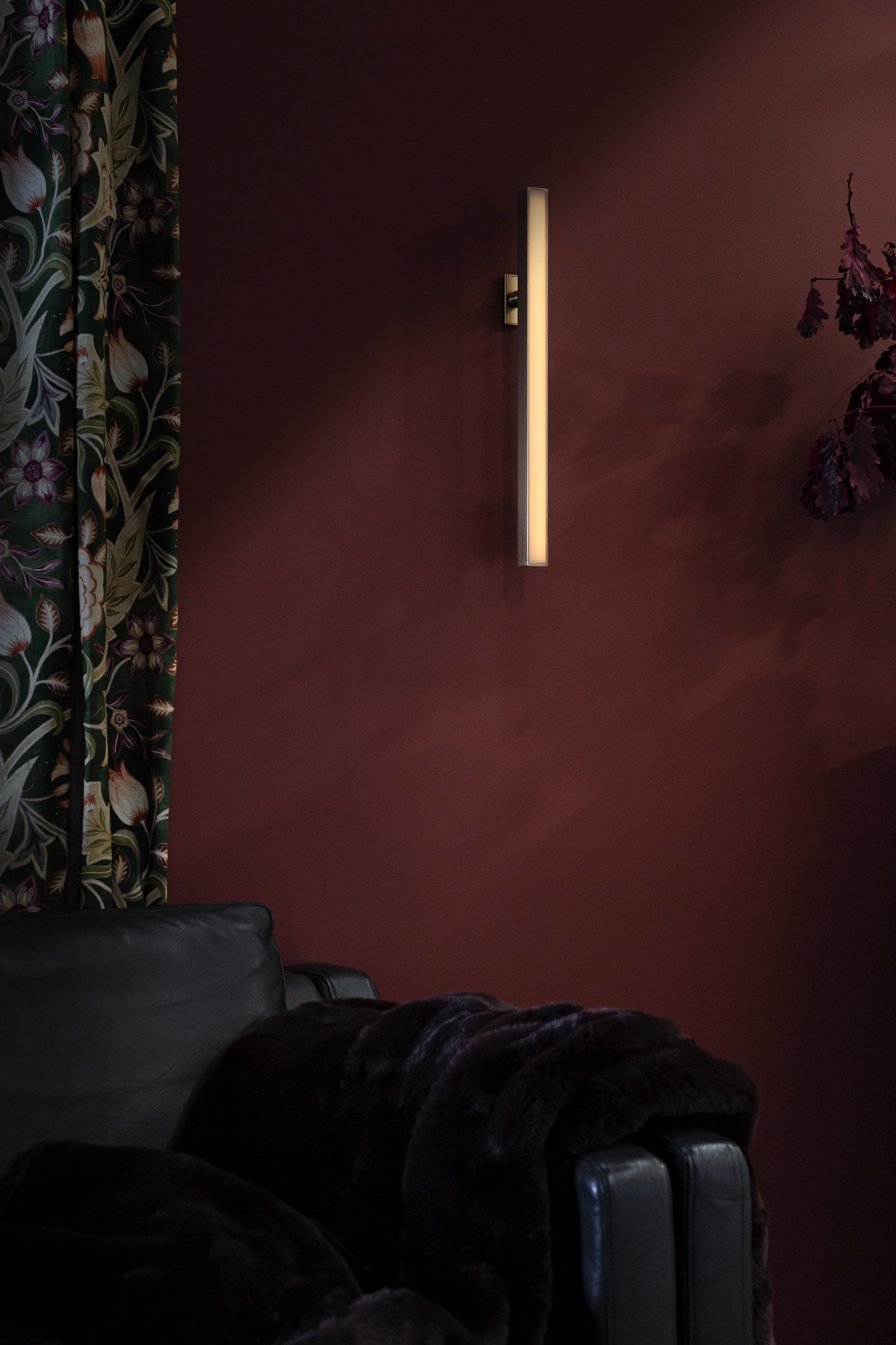 Lateral Wall Light