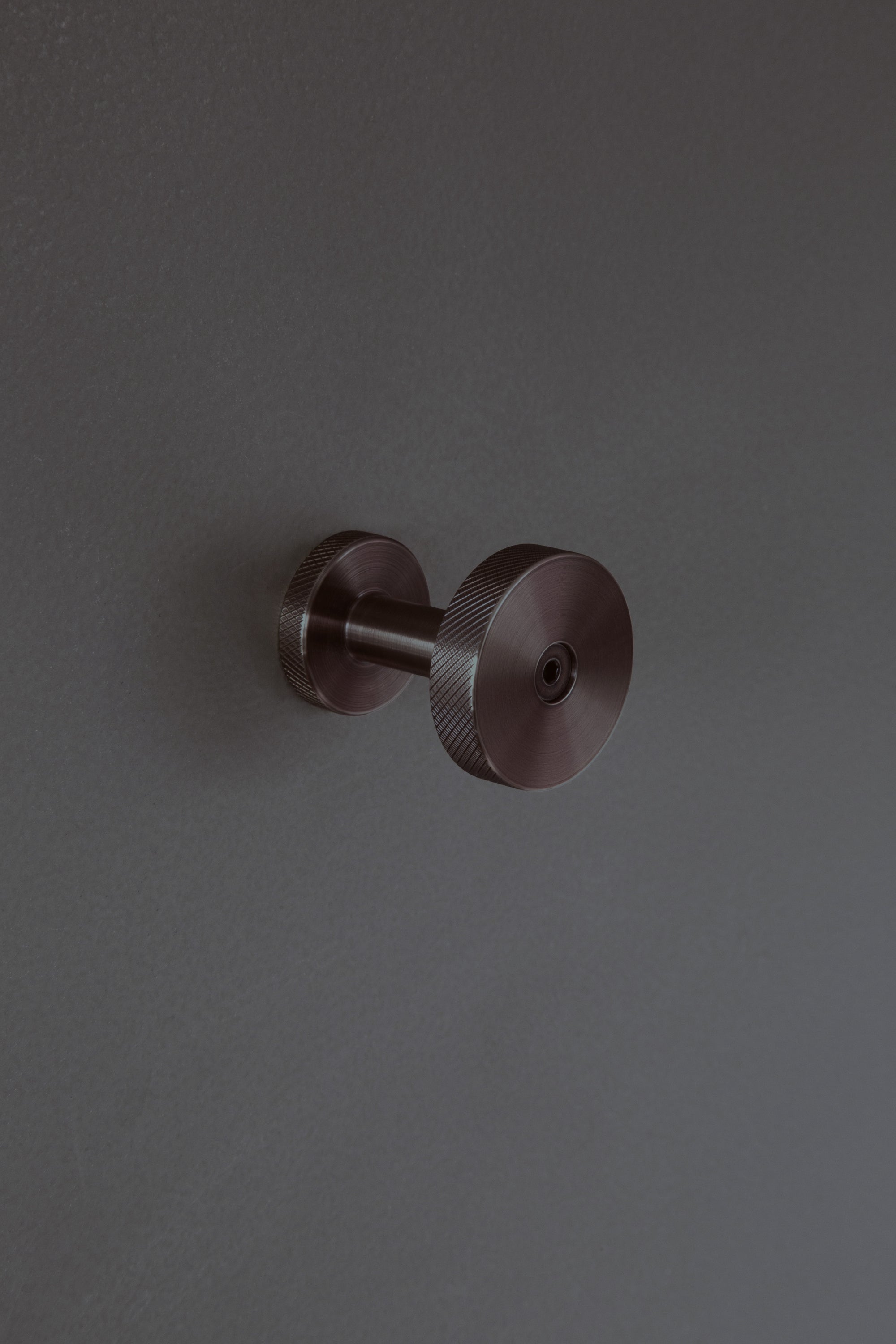 Etch Round Pull