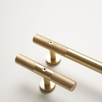 Etch Divide Pull. Available For Cabinetry