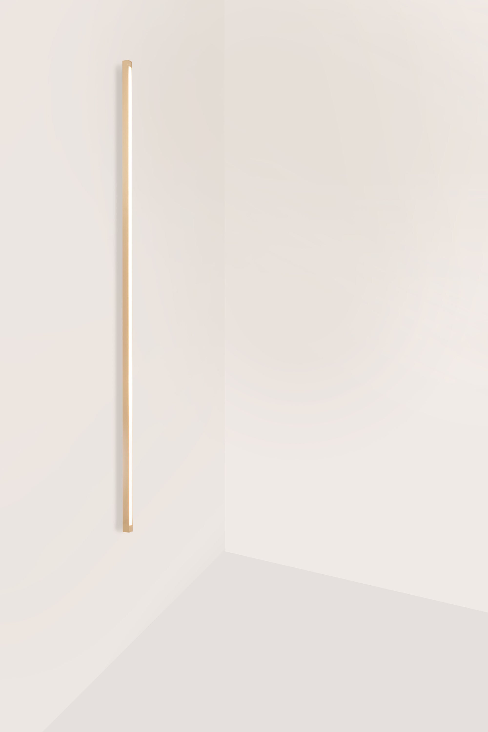 Seamless Lateral Light